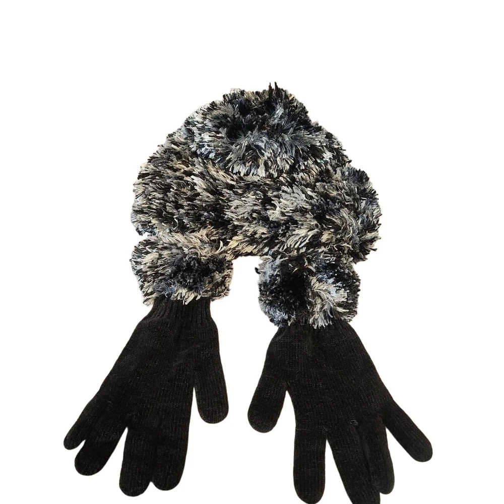 Black and Gray Knit‎ Scarf and Gloves Set